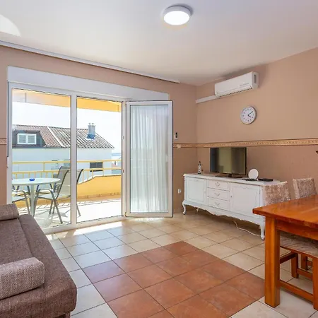 1 Bedroom Gorgeous In Lägenhet *
